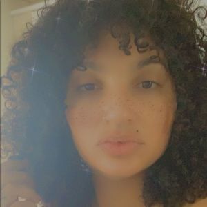 Meet your Posher, Heidi